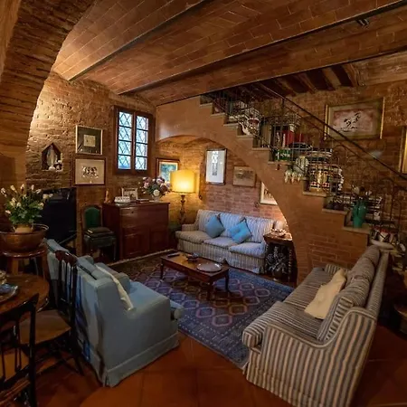 Casa Lazzaro Al Centro Di Siena Villa Exterior photo