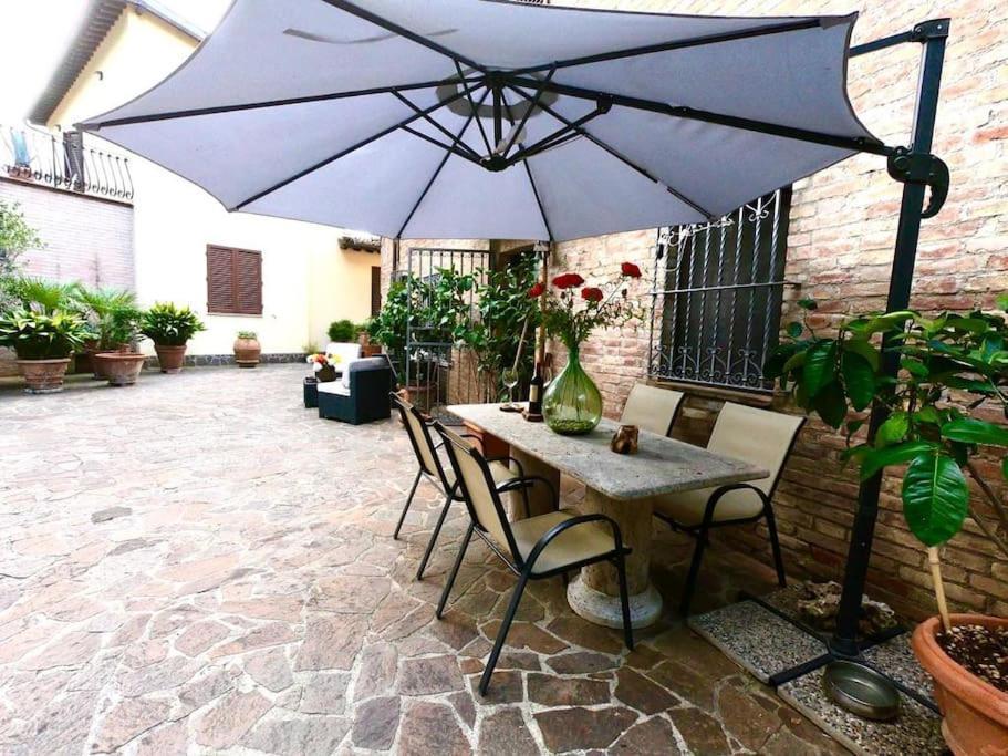 Casa Lazzaro Al Centro Di * Siena